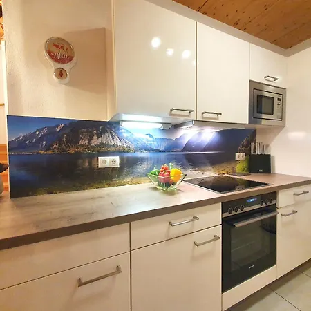 Alpen Zell Am نيدرمسيل